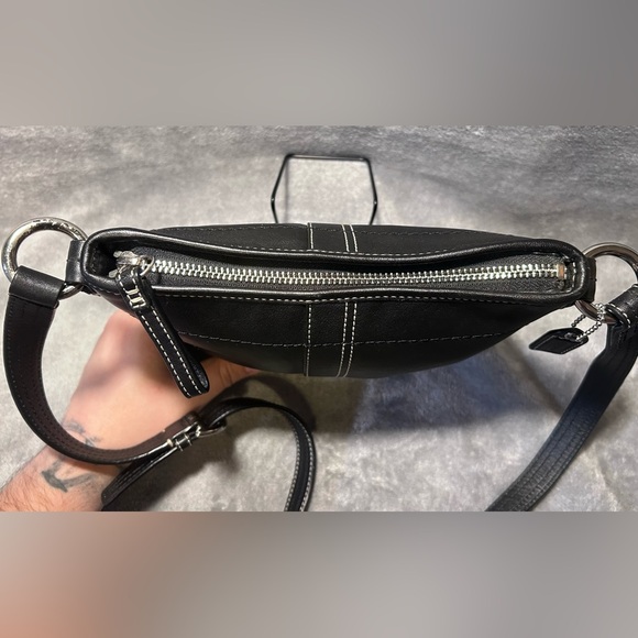 Coach Soho Black Leather Shoulder Hobo w/ Silver Hardware - Picture 8 of 11